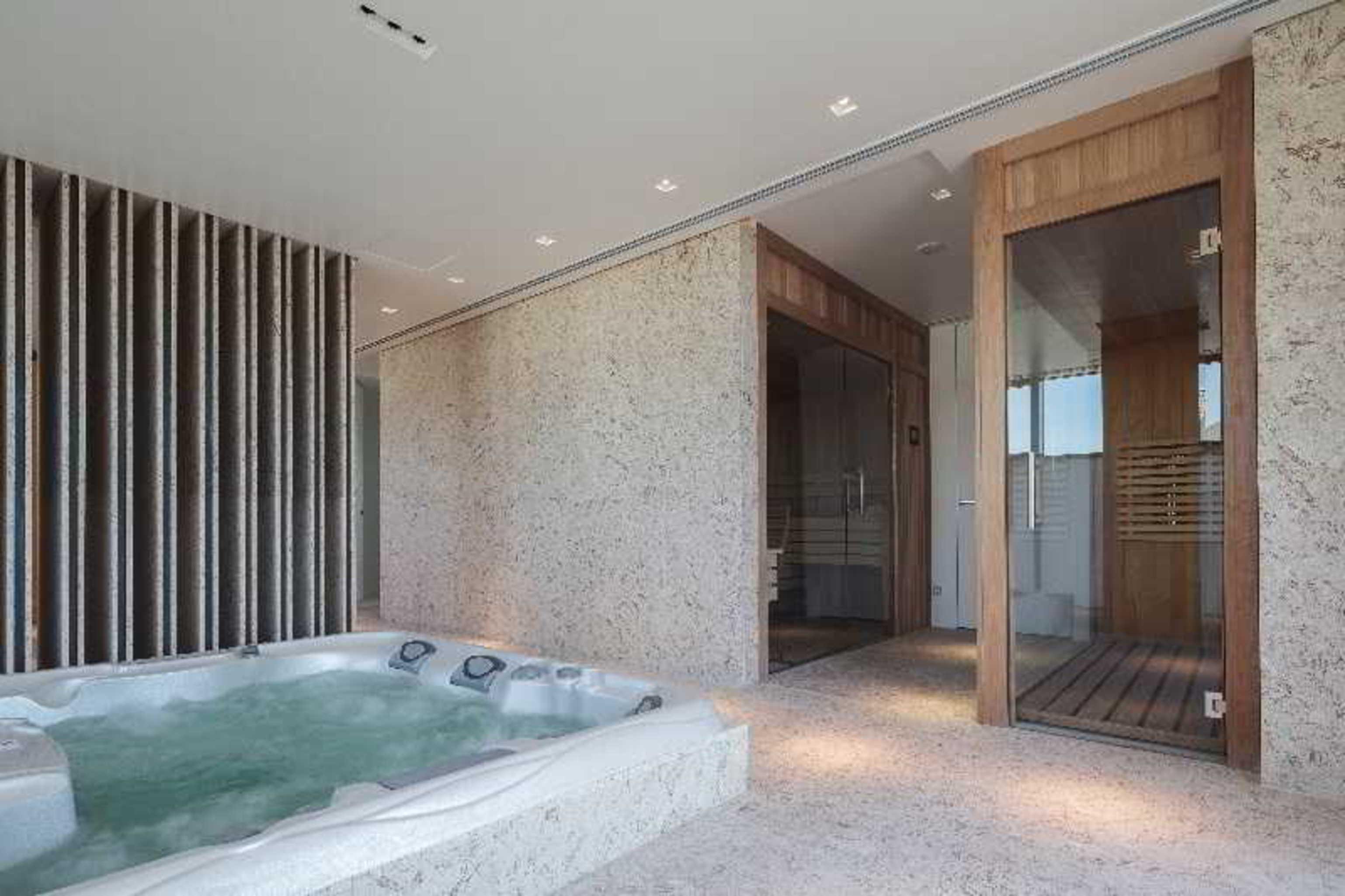 Hotel Privo Târgu-Mureş Exteriér fotografie