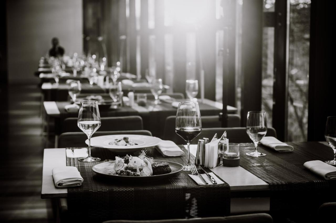 Hotel Privo Târgu-Mureş Exteriér fotografie