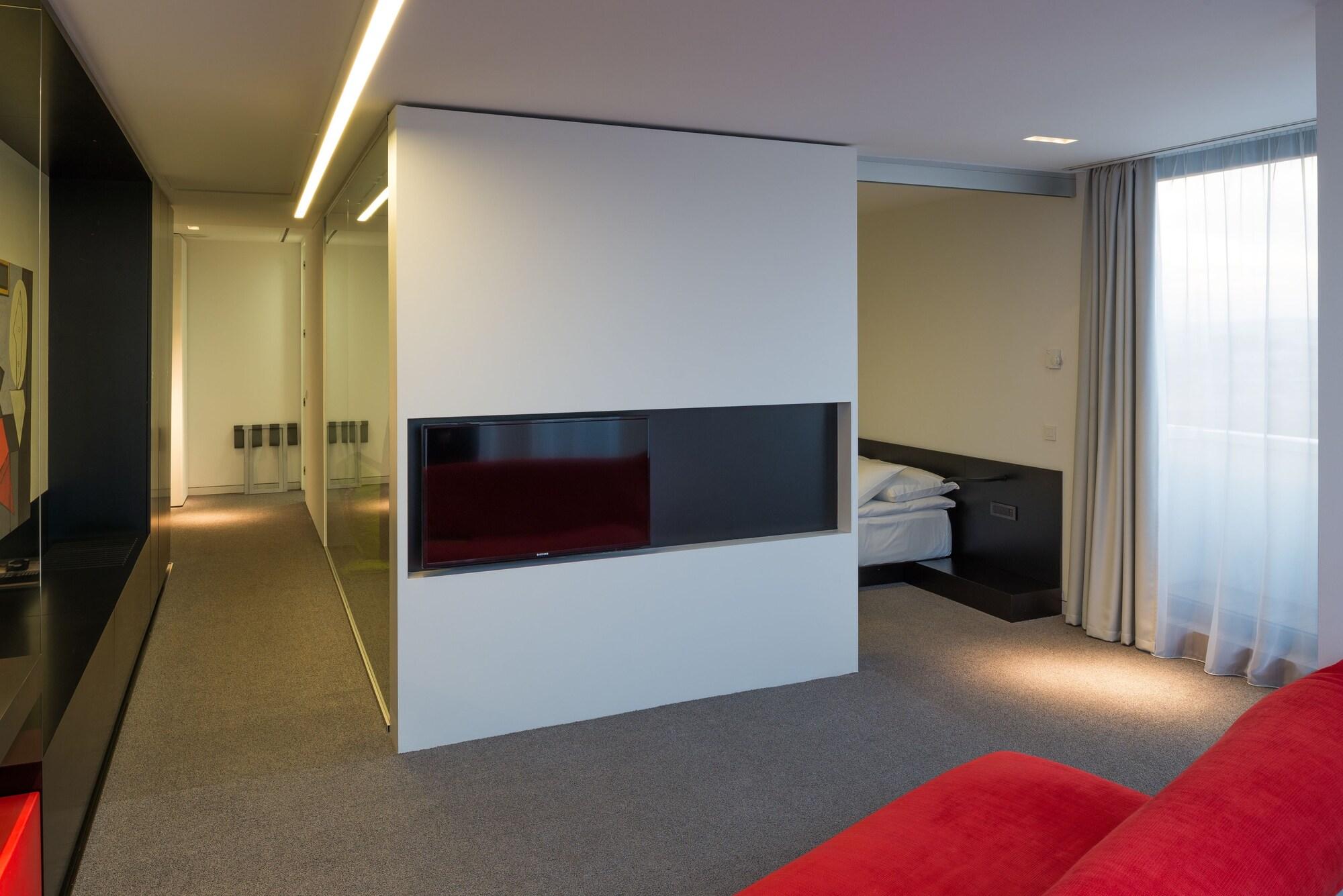 Hotel Privo Târgu-Mureş Exteriér fotografie